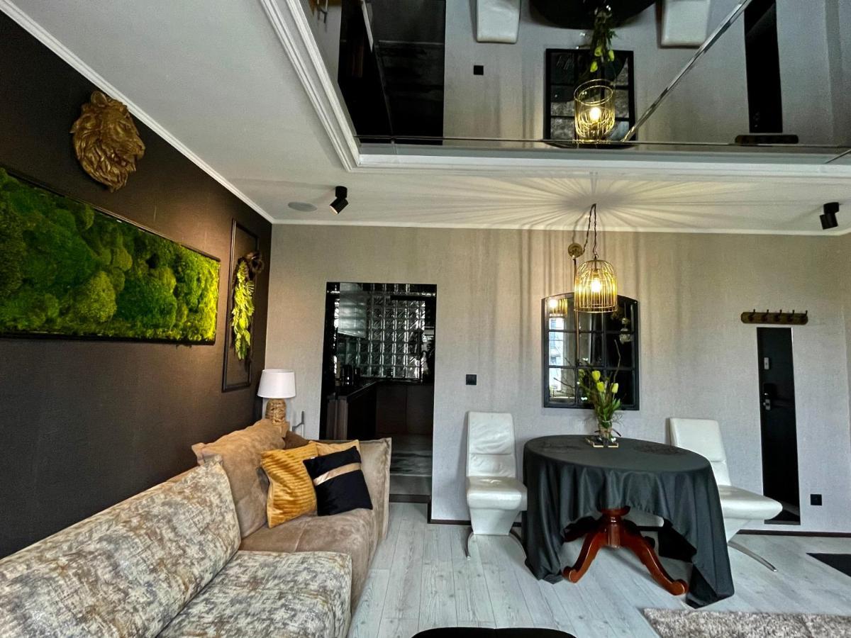 Pod Lwem Appartement Kościerzyna Buitenkant foto