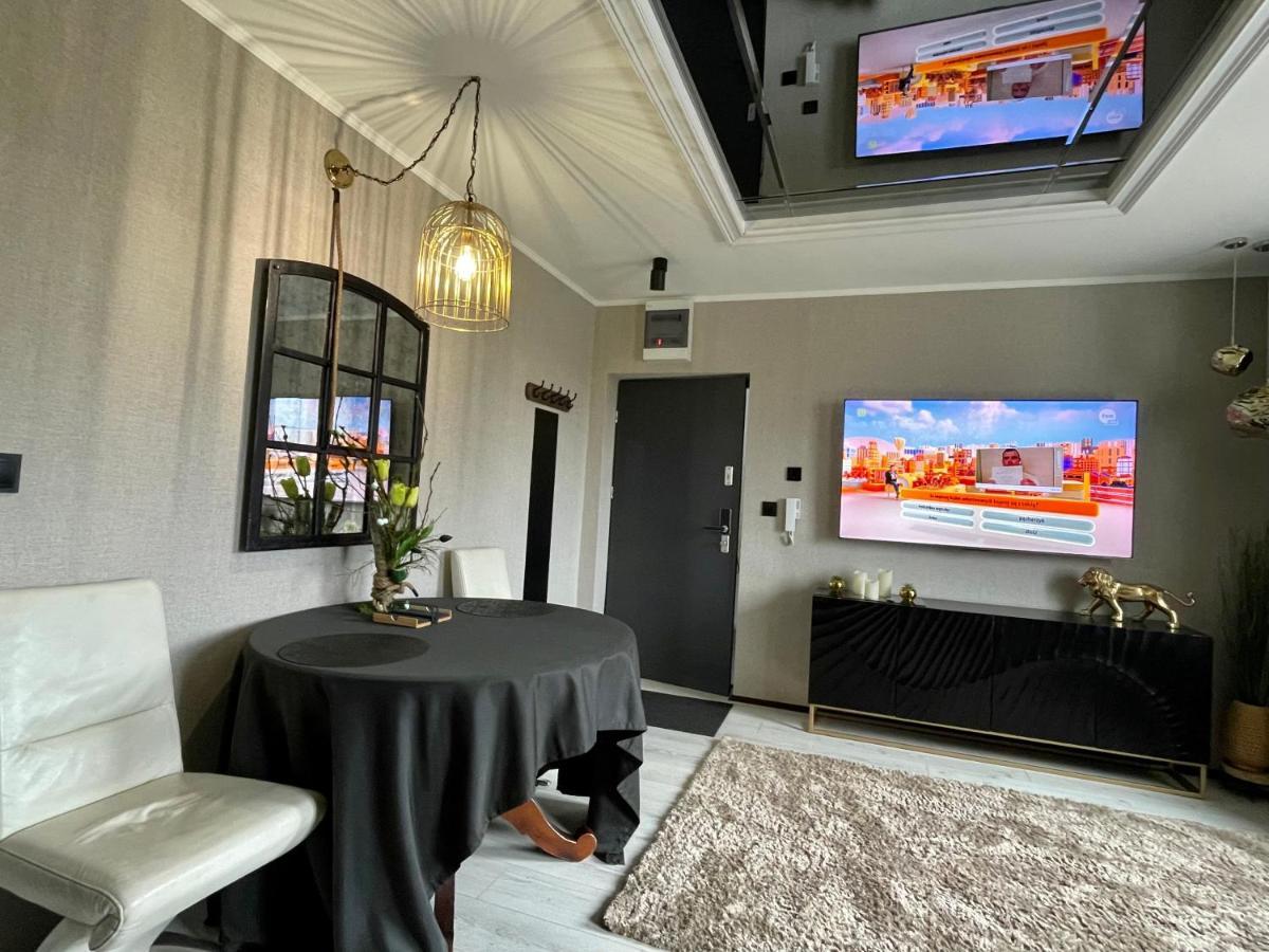 Pod Lwem Appartement Kościerzyna Buitenkant foto